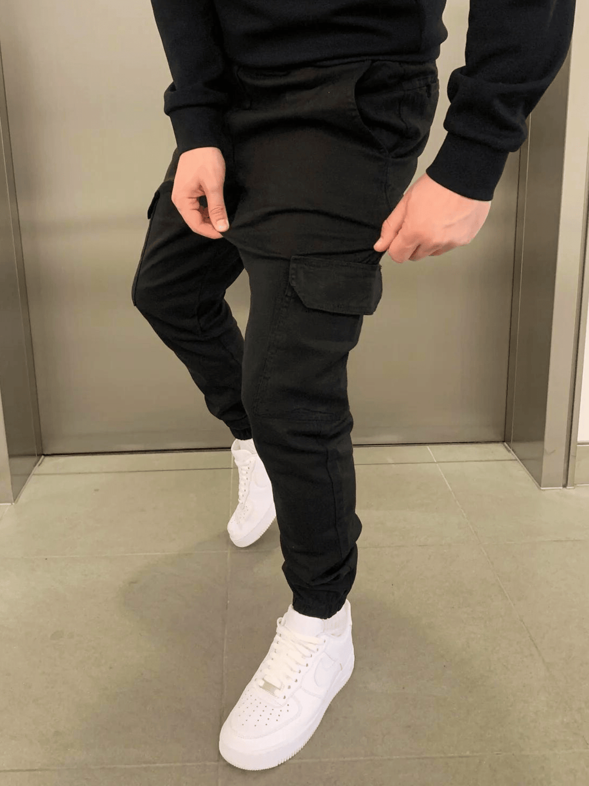 Revley Cargo Jogger - Black