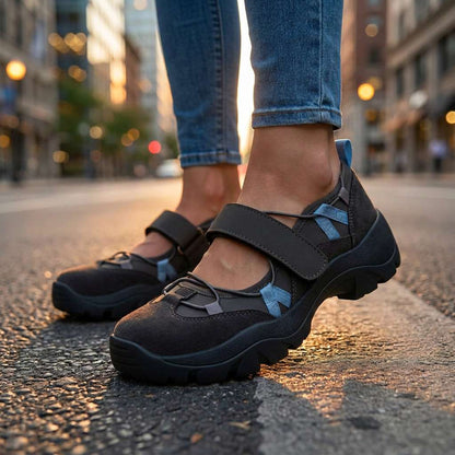 Velina | Comfortable loafers with a velcro fastening