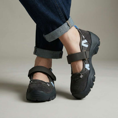 Velina | Comfortable loafers with a velcro fastening