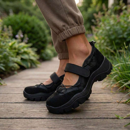 Velina | Comfortable loafers with a velcro fastening